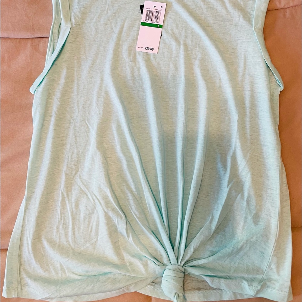 derek heart t-shirt NWT